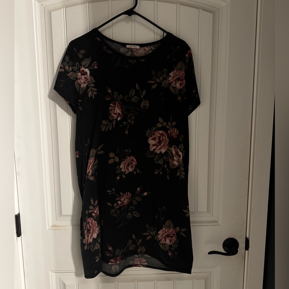 Maurice’s charcoal floral sheath dress